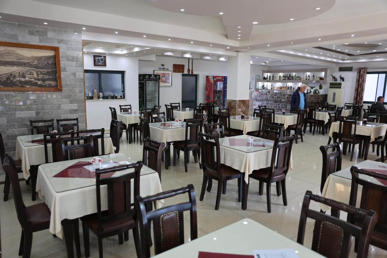 Hotel Kalaja Boks Zewnętrze zdjęcie