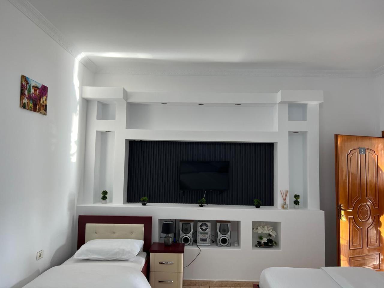 Hotel Kalaja Boks Zewnętrze zdjęcie